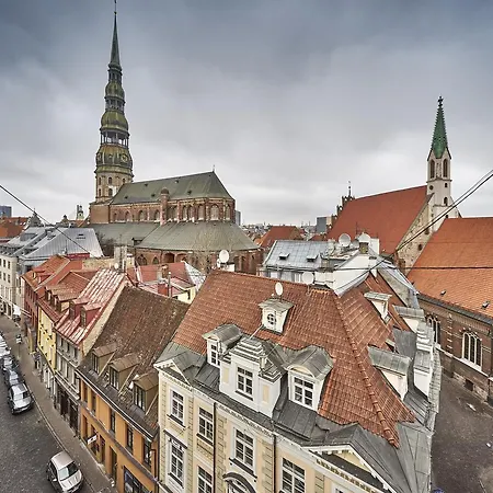 Rixwell Centra Hotel