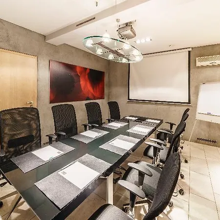 Rixwell Centra ホテル