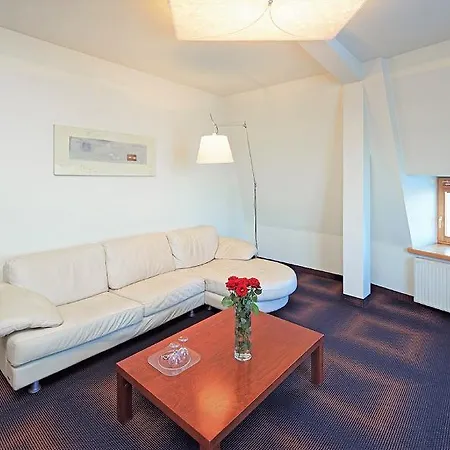 Rixwell Centra Hotel