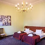 Rixwell Centra Hotel 4*