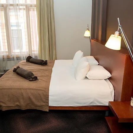 Rixwell Centra 4*