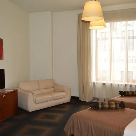 מלון Rixwell Centra 4*