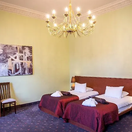 Rixwell Centra מלון 4*