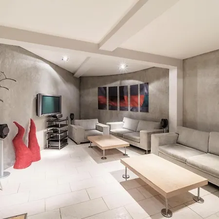 Rixwell Centra 4*