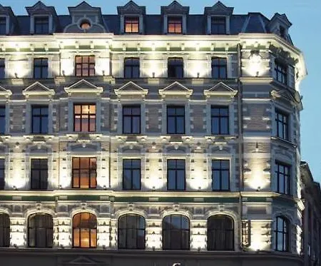 Rixwell Centra Hotel