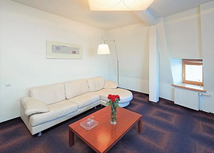 Rixwell Centra Hotel